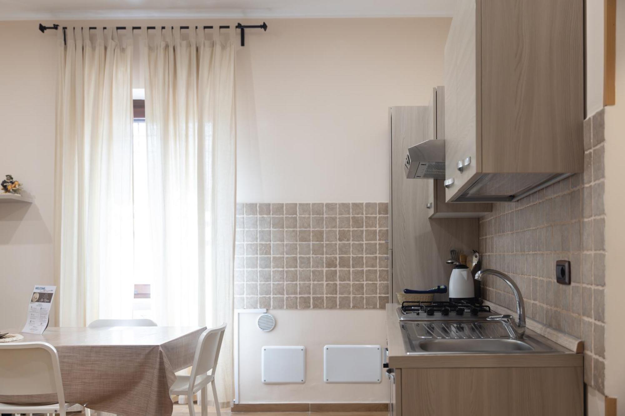 Casa Vacanze Alla Maison 菲乌米奇诺 外观 照片